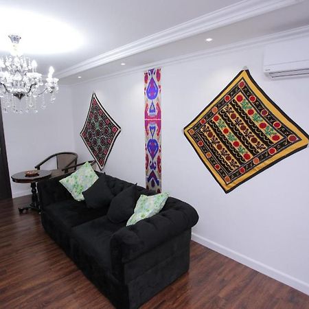 Overlooking Registan Square Luxury 2 Bedrooms Apartment سمرقند المظهر الخارجي الصورة