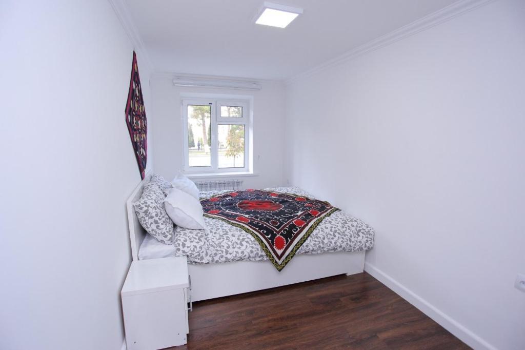 Overlooking Registan Square Luxury 2 Bedrooms Apartment سمرقند المظهر الخارجي الصورة