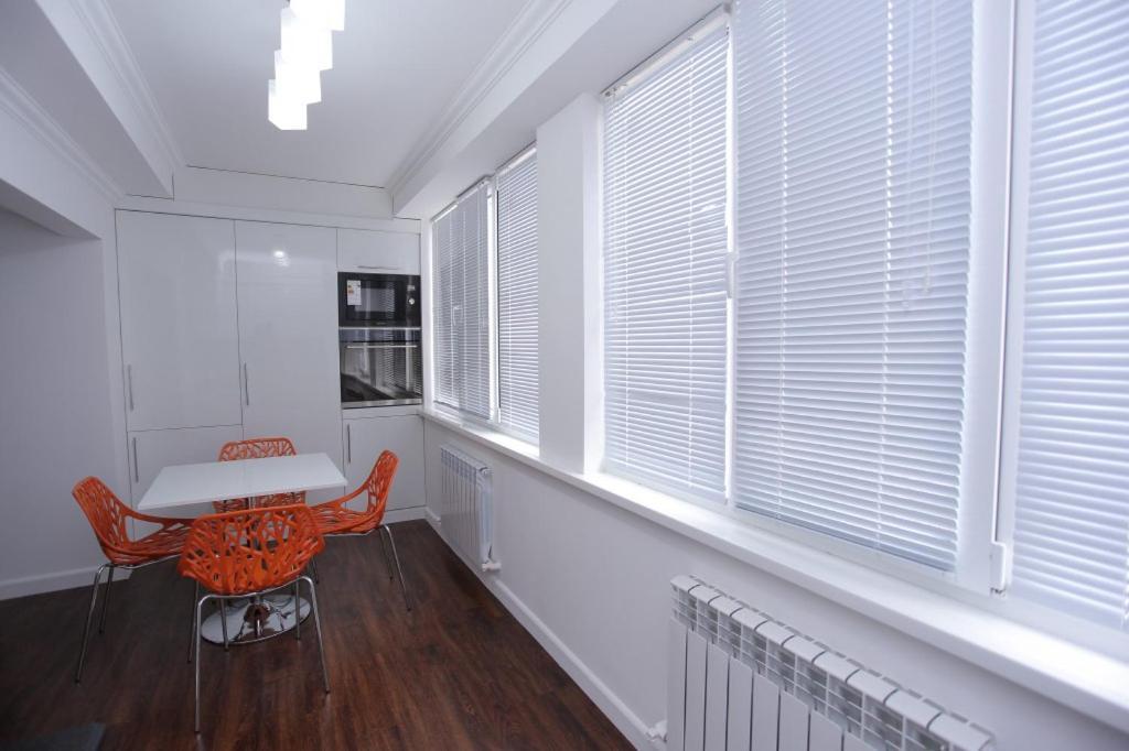 Overlooking Registan Square Luxury 2 Bedrooms Apartment سمرقند المظهر الخارجي الصورة